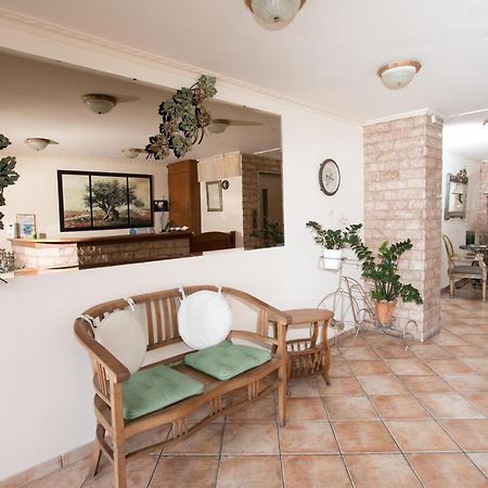 Saga Pension Gythio Exterior foto